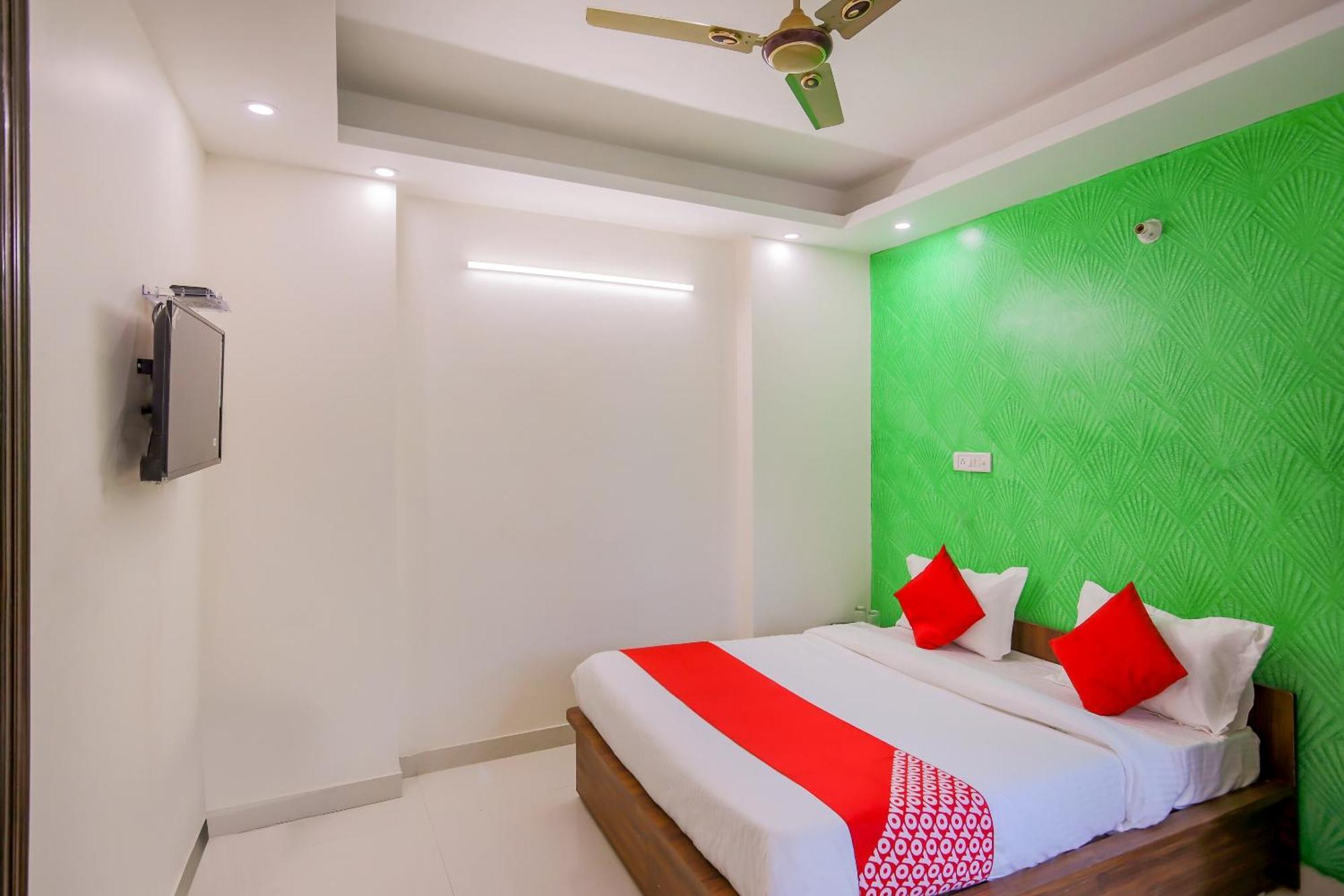 Hotel O Mahipalpur Extension Near Airport New Delhi Exterior photo